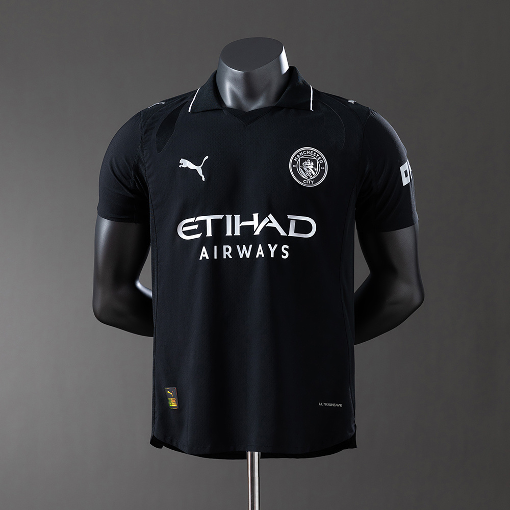 City 25-26 Away Kit