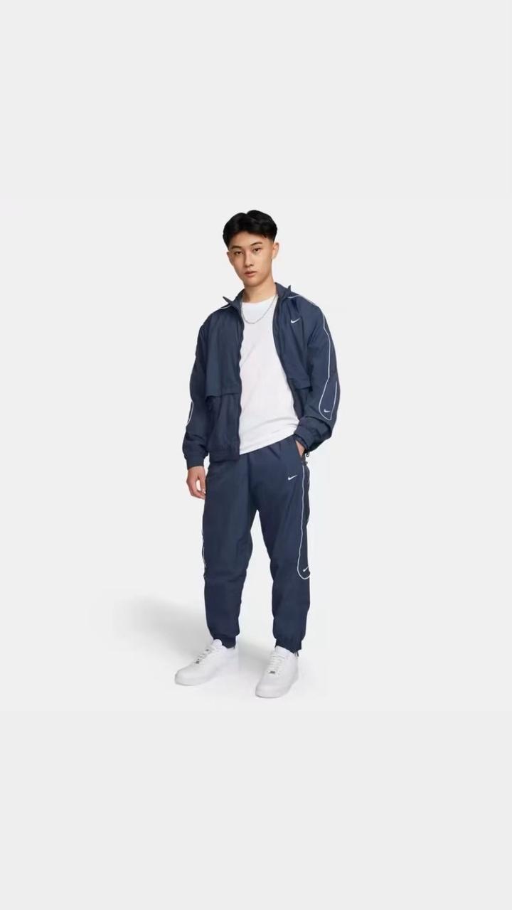 Nike Sportswear solo Swoosh men's  woven